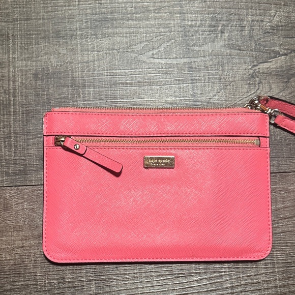 Kate Spade Vibrant Pink Wristlet - Picture 2 of 10